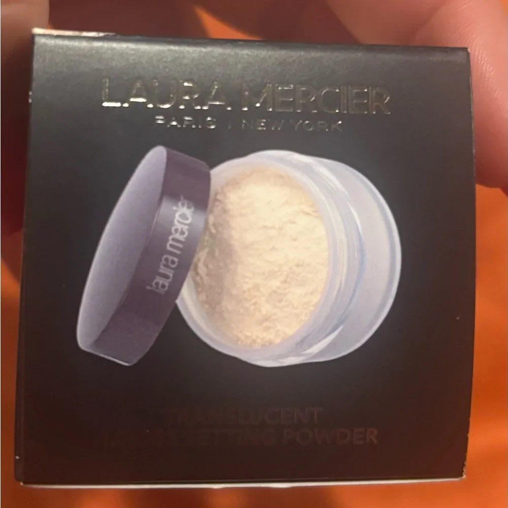 Laura Mercier Translucent Loose Setting Powder 🚨🎉 HOST PICK!! 🎉🚨